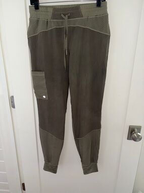 NWOT Barco One jogger scrub pants women's S BOP513